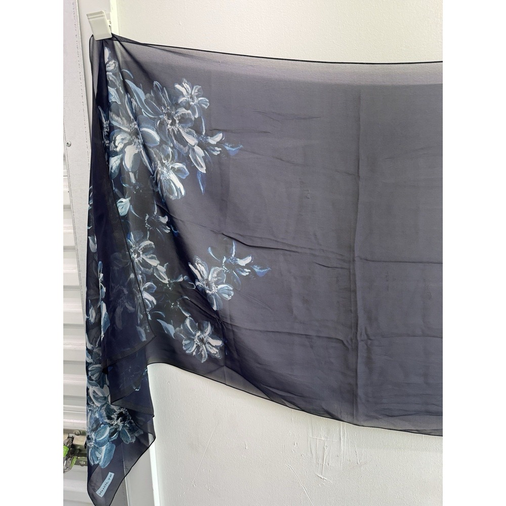 st. John Silk Scarf Wrap Blue White Floral - Picture 9 of 10